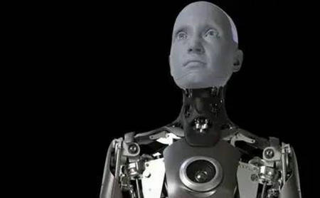 Ameca机器人叫板人类！科幻末日预言要成真？